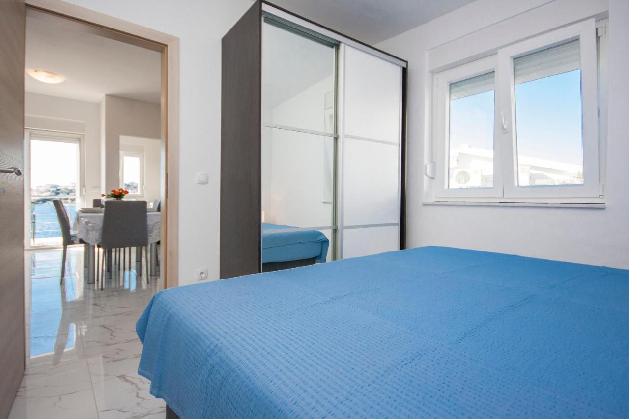 Apartments Osti Rogoznica  Eksteriør billede