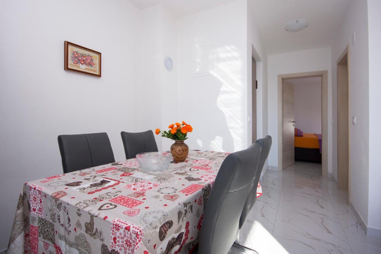 Apartments Osti Rogoznica  Eksteriør billede