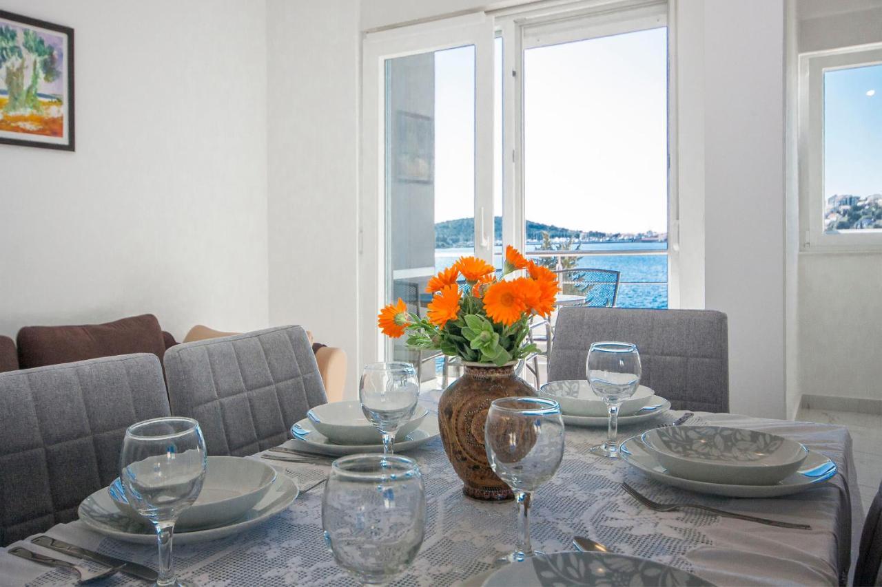 Apartments Osti Rogoznica  Eksteriør billede